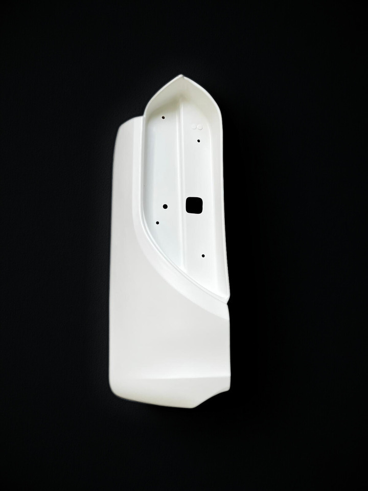 Zderzak, narożnik tylny lewy MAN LION'S COACH euro 6 MAN LION'S COACH euro 6 - Carrocería y exterior para Autobús: foto 2 Zderzak, narożnik tylny lewy MAN LION'S COACH euro 6 MAN LION'S COACH euro 6 - Carrocería y exterior para Autobús: foto 2