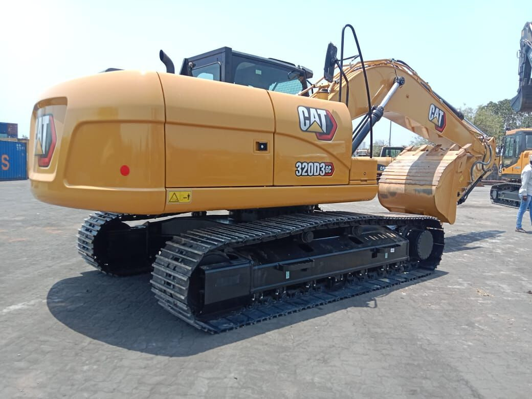 New Caterpillar 320D3GC tracked excavator - Excavadora de cadenas: foto 2 New Caterpillar 320D3GC tracked excavator - Excavadora de cadenas: foto 2