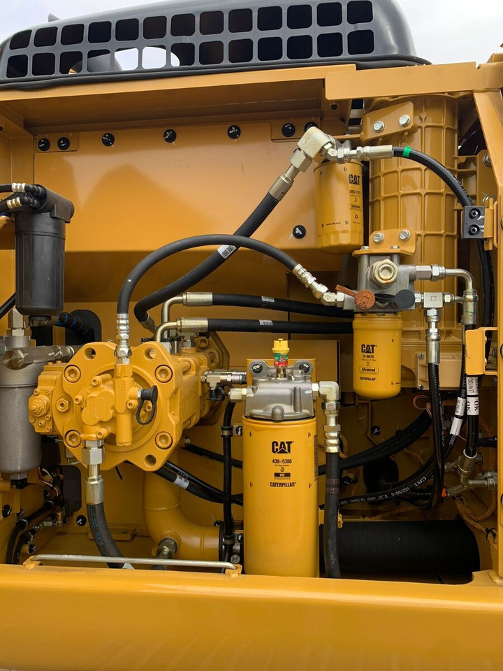 New Caterpillar 323D3 tracked excavator - Excavadora de cadenas: foto 4 New Caterpillar 323D3 tracked excavator - Excavadora de cadenas: foto 4