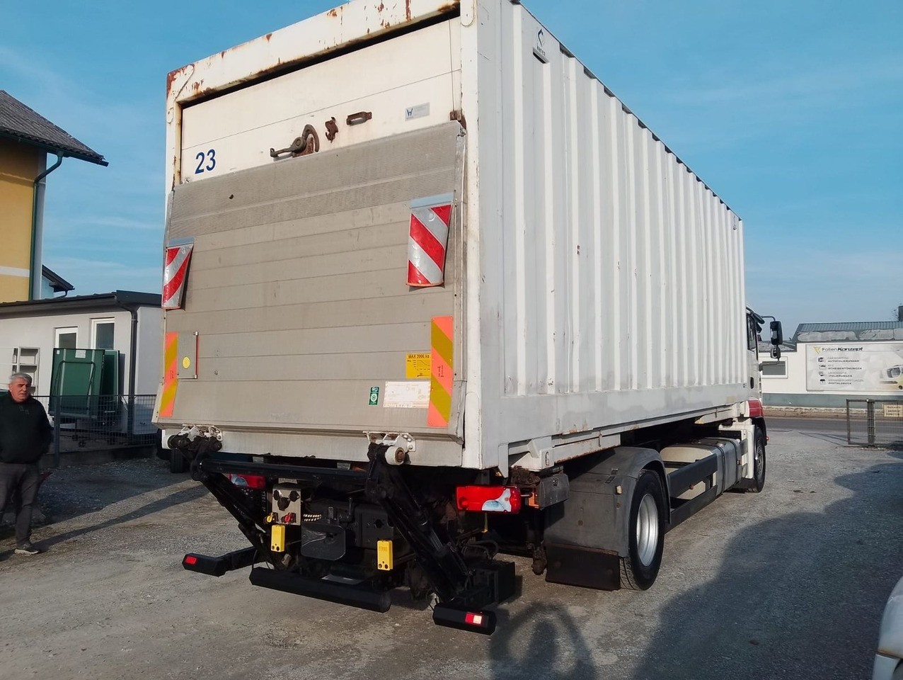 MAN TGA 18 320 - Camión portacontenedore/ Intercambiable: foto 4 MAN TGA 18 320 - Camión portacontenedore/ Intercambiable: foto 4