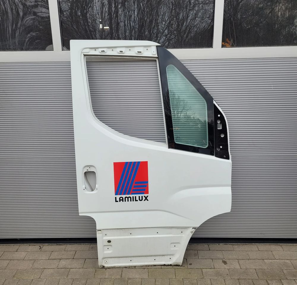 DRZWI IVECO DALI NM RH LUB LH ORYGINAŁ CHWALIM116 - Puerta y piezas para Furgoneta: foto 1 DRZWI IVECO DALI NM RH LUB LH ORYGINAŁ CHWALIM116 - Puerta y piezas para Furgoneta: foto 1