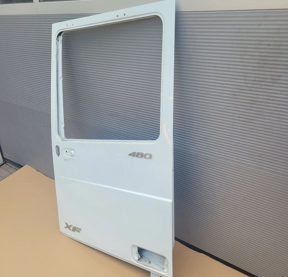 DRZWI LEWE DAF XF 106 ORYGINAŁ CHWALIM116 - Puerta y piezas para Camión: foto 3 DRZWI LEWE DAF XF 106 ORYGINAŁ CHWALIM116 - Puerta y piezas para Camión: foto 3