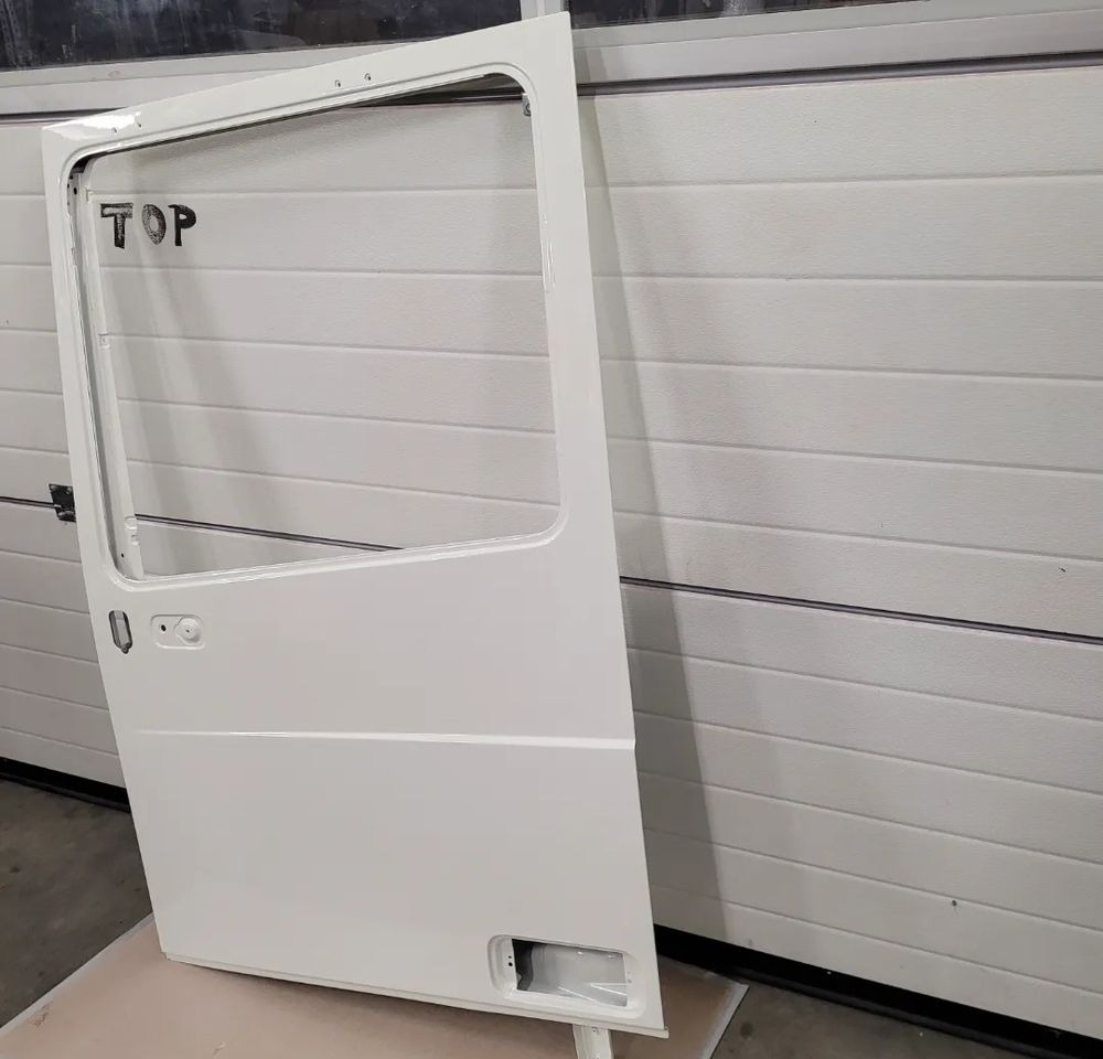 DRZWI LEWE DAF XF 106 ORYGINAL - Puerta y piezas para Camión: foto 3 DRZWI LEWE DAF XF 106 ORYGINAL - Puerta y piezas para Camión: foto 3