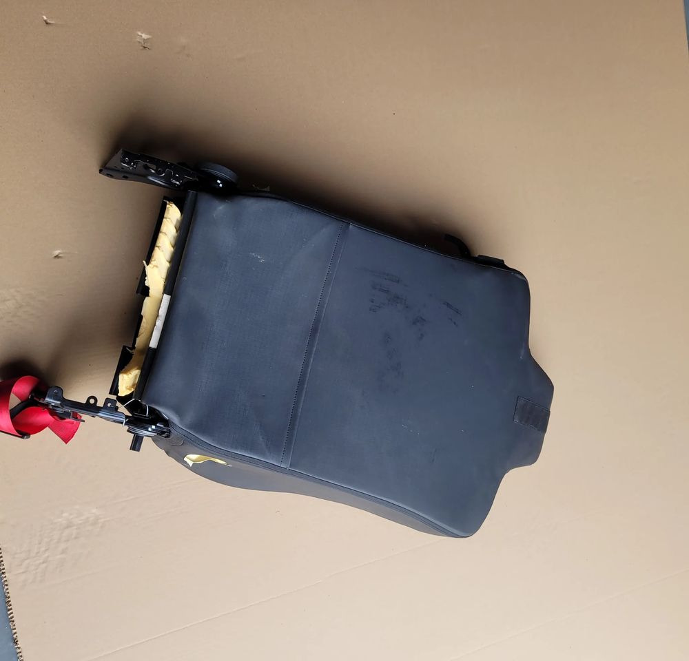 FOTEL OPARCIE RENAULT RANGE T GAMA ORYGINAŁ CHWALIM116 - Asiento para Camión: foto 2 FOTEL OPARCIE RENAULT RANGE T GAMA ORYGINAŁ CHWALIM116 - Asiento para Camión: foto 2