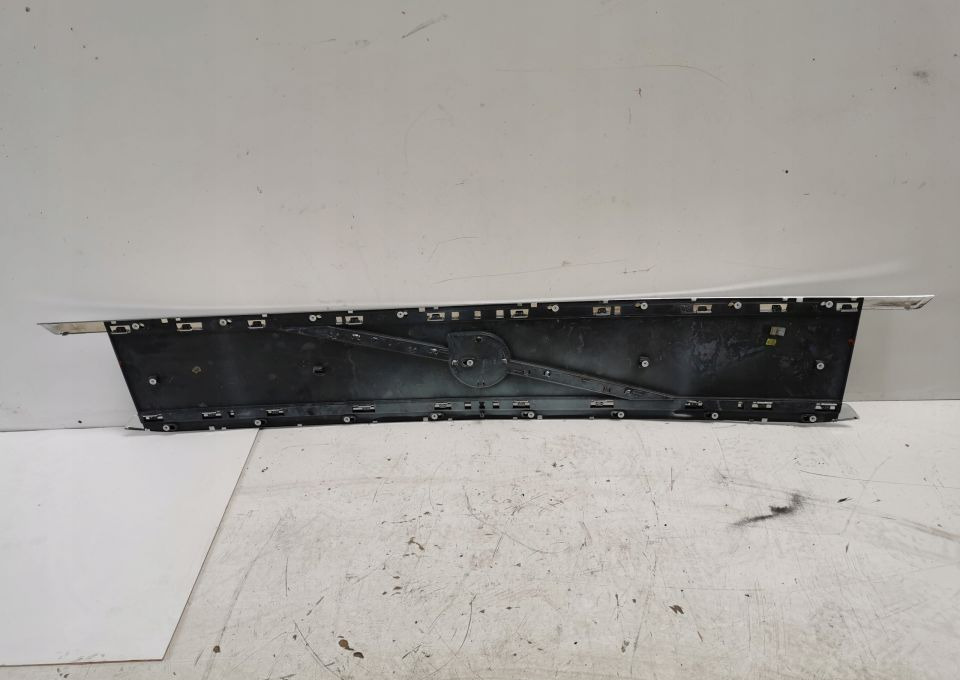 GRILL ATRAPA VOLVO FH 4 ORYGINAŁ CHROM - Parrilla para Camión: foto 4 GRILL ATRAPA VOLVO FH 4 ORYGINAŁ CHROM - Parrilla para Camión: foto 4