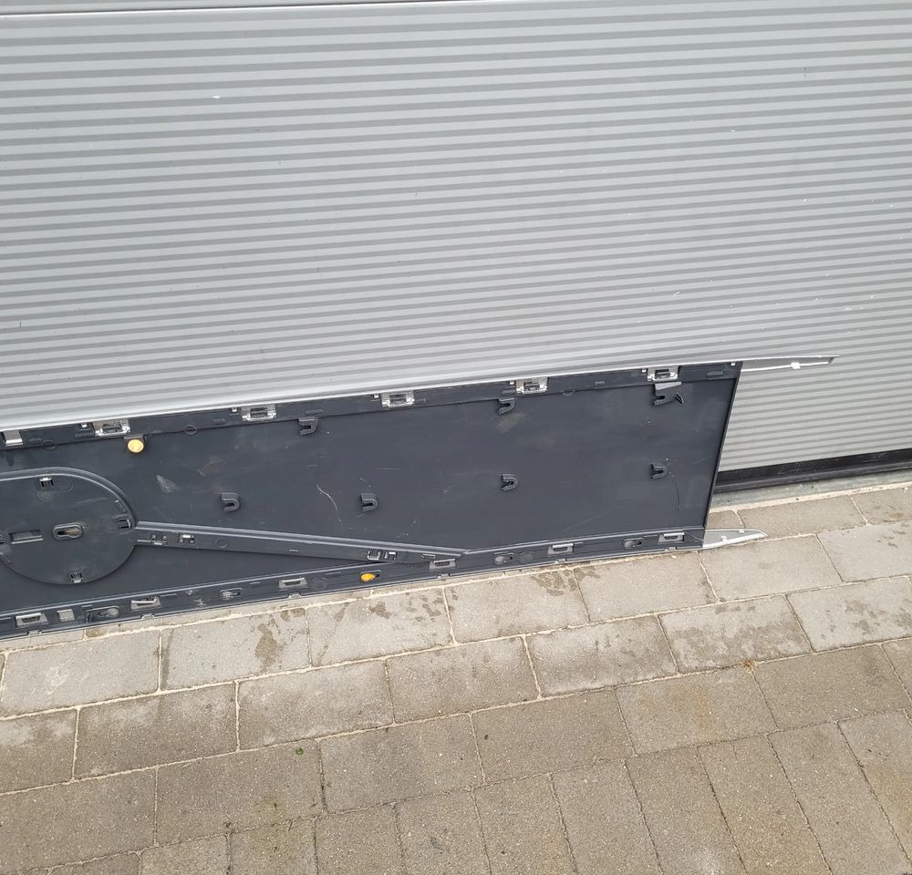 GRILL VOLVO FH5 ORYGINAŁ 84222354 CHWALIM116 - Parrilla para Camión: foto 4 GRILL VOLVO FH5 ORYGINAŁ 84222354 CHWALIM116 - Parrilla para Camión: foto 4