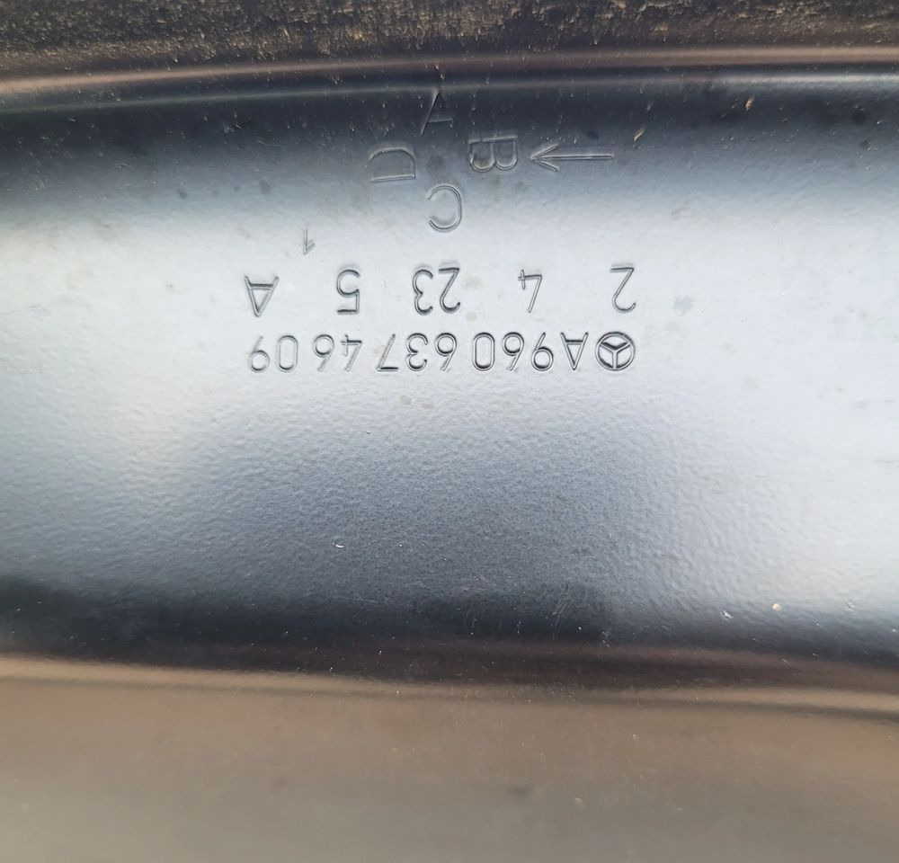 KABINA SŁUPEK BOK MERCEDES ACTROS MP4 LH. ORYGINAŁ NOWY A9606374609 - Carrocería y exterior para Camión: foto 2 KABINA SŁUPEK BOK MERCEDES ACTROS MP4 LH. ORYGINAŁ NOWY A9606374609 - Carrocería y exterior para Camión: foto 2