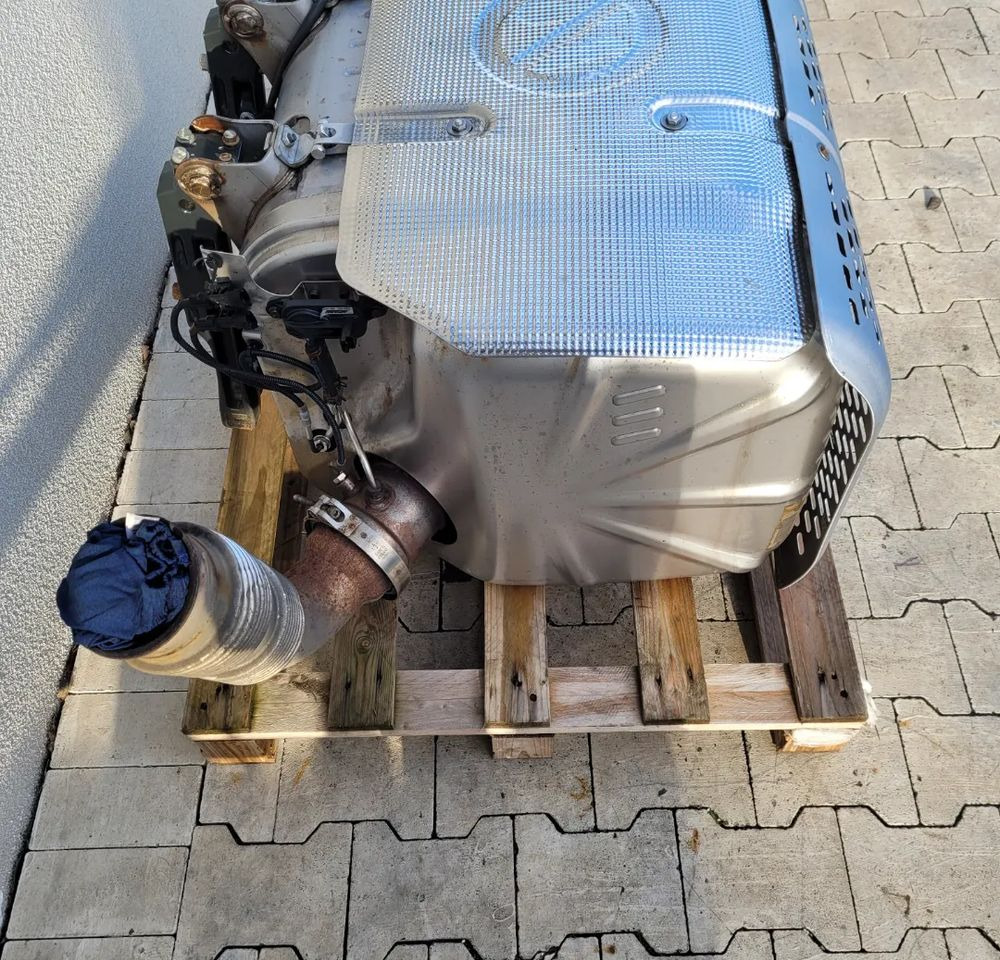 KATALIZATOR IVECO EUROCARGO E6 ORYGINAŁ - Convertidor catalítico para Camión: foto 3 KATALIZATOR IVECO EUROCARGO E6 ORYGINAŁ - Convertidor catalítico para Camión: foto 3