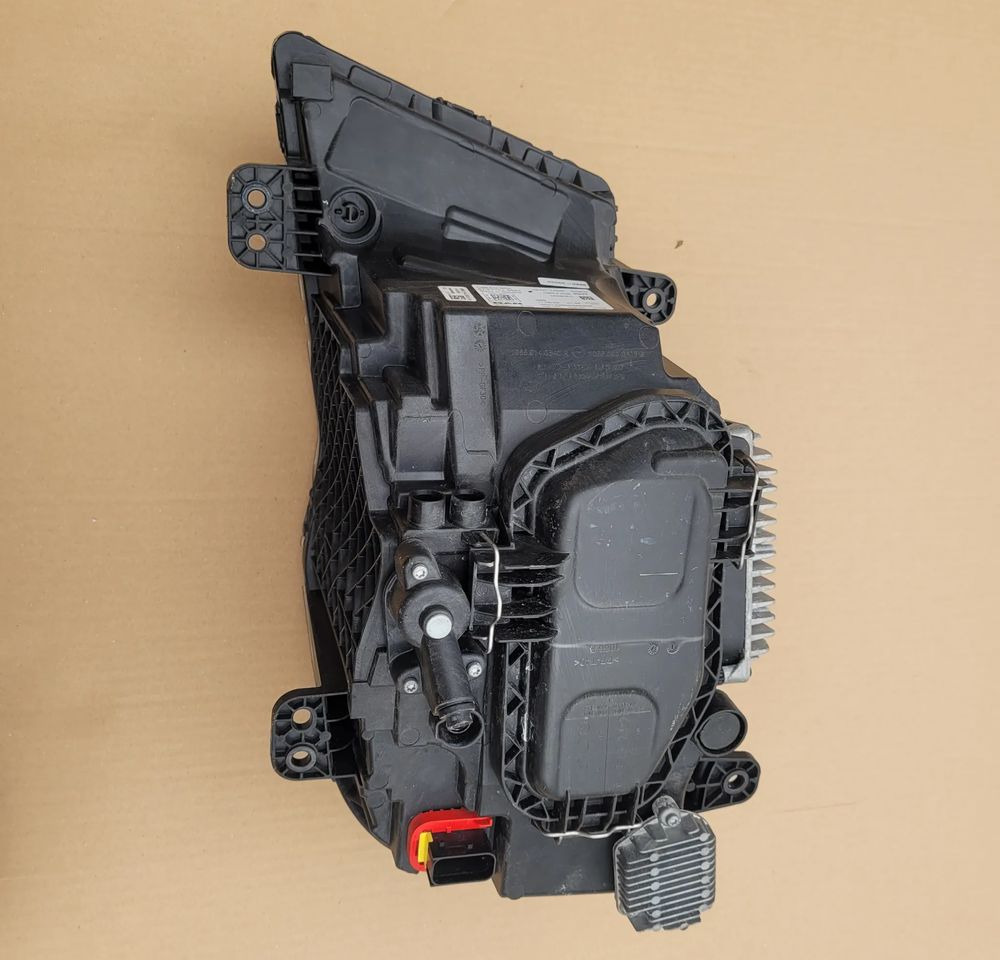 LAMPA MAN TG3 LED PRAWA 81.25101-6822 CHWALIM116 - Luz/ Iluminación para Camión: foto 3 LAMPA MAN TG3 LED PRAWA 81.25101-6822 CHWALIM116 - Luz/ Iluminación para Camión: foto 3