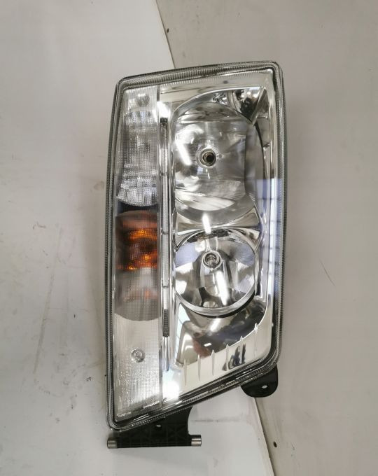 LAMPA MAN TGX TGS E6. LIFT LED RH. 81.25101-668 - Faro delantero para Camión: foto 1 LAMPA MAN TGX TGS E6. LIFT LED RH. 81.25101-668 - Faro delantero para Camión: foto 1