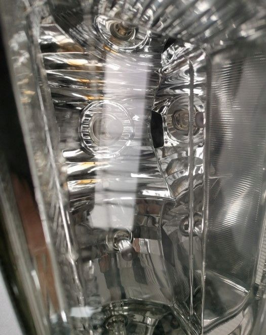 LAMPA VOLVO FH12 fh13 ORYGINAŁ PRAWA - Faro delantero para Camión: foto 2 LAMPA VOLVO FH12 fh13 ORYGINAŁ PRAWA - Faro delantero para Camión: foto 2