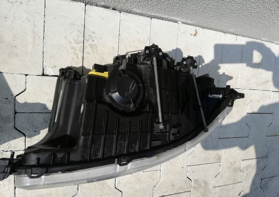 Lampy MERCEDES ACTROS Mp4 Antos ORYGINAŁ - Faro delantero para Camión: foto 5 Lampy MERCEDES ACTROS Mp4 Antos ORYGINAŁ - Faro delantero para Camión: foto 5