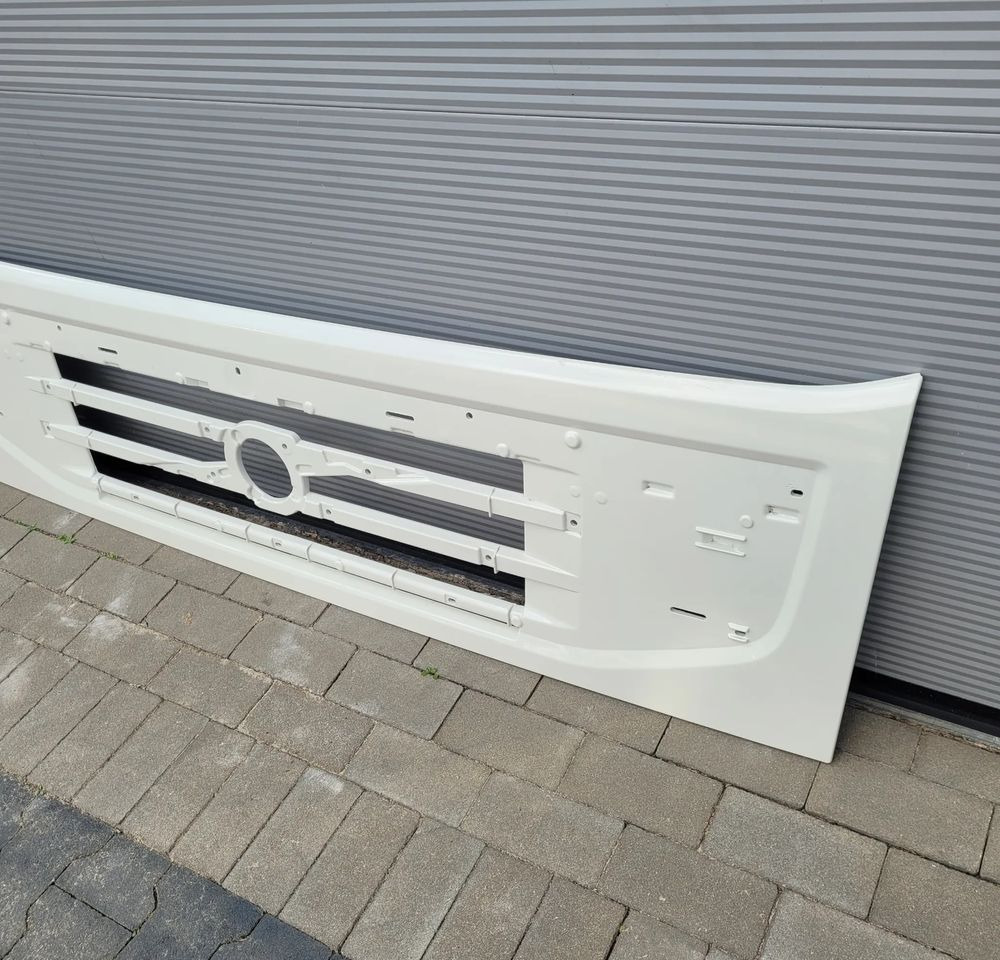 MASKA ATRAPA VOLVO FMX ORYGINAŁ 82257549 CHWALIM116 - Capota para Camión: foto 3 MASKA ATRAPA VOLVO FMX ORYGINAŁ 82257549 CHWALIM116 - Capota para Camión: foto 3