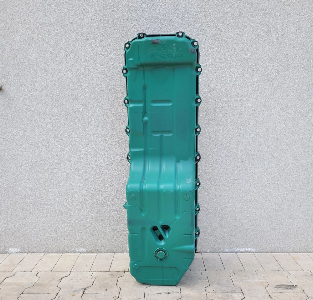 MISKA OLEJOWA VOLVO FH5 ORYGINAŁ 23702252 - Cárter de aceite para Camión: foto 1 MISKA OLEJOWA VOLVO FH5 ORYGINAŁ 23702252 - Cárter de aceite para Camión: foto 1