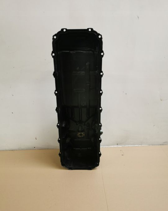 Miska OLEJOWA VOLVO FH13 FH4 20522523 - Cárter de aceite para Camión: foto 4 Miska OLEJOWA VOLVO FH13 FH4 20522523 - Cárter de aceite para Camión: foto 4