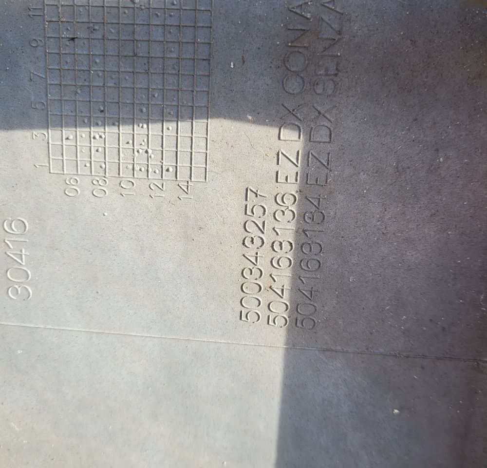 STOPNICA IVECO EUROCARGO ORYGINAL RH. - Peldaño para Camión: foto 3 STOPNICA IVECO EUROCARGO ORYGINAL RH. - Peldaño para Camión: foto 3