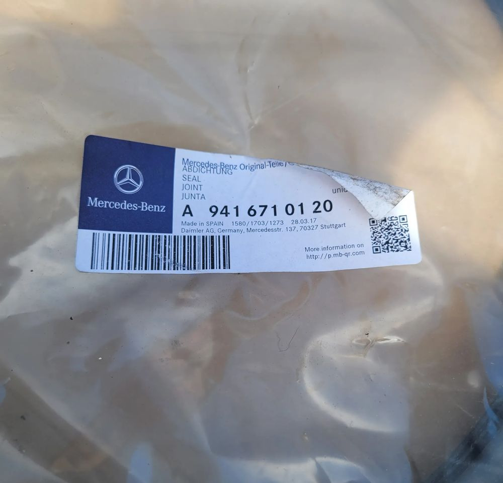 USZCZELKA SZYBY MERCEDES ACTROS MP3 NOWY ORYGINAŁ A9416710120 CHWALIM116 - Ventana y piezas para Camión: foto 2 USZCZELKA SZYBY MERCEDES ACTROS MP3 NOWY ORYGINAŁ A9416710120 CHWALIM116 - Ventana y piezas para Camión: foto 2