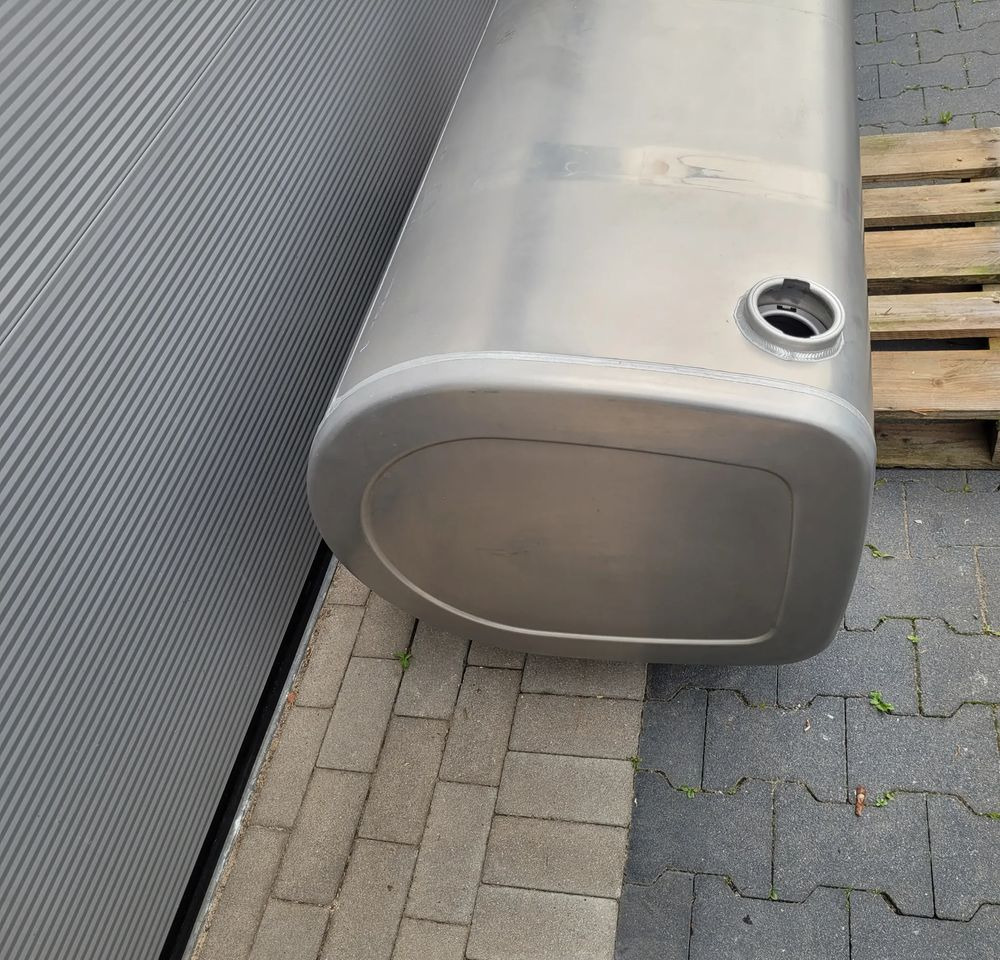ZBIORNIK PALIWA VOLVO FH4 FH5 GAMA 160x55x68cm 505L 21516480 CHWALIM116 - Depósito de combustible para Camión: foto 2 ZBIORNIK PALIWA VOLVO FH4 FH5 GAMA 160x55x68cm 505L 21516480 CHWALIM116 - Depósito de combustible para Camión: foto 2