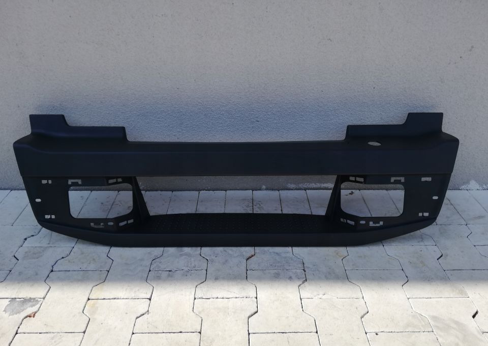ZDERZAK GRILL ATRAPA VOLVO FL FE 82526825 NOWY ORY - Parrilla para Camión: foto 1 ZDERZAK GRILL ATRAPA VOLVO FL FE 82526825 NOWY ORY - Parrilla para Camión: foto 1