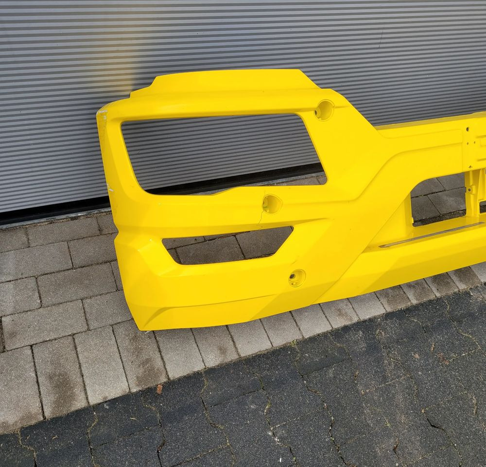 ZDERZAK MAN TGM TGM NM ORYGINAŁ 81.41614-0386 CHWALIM116 - Parachoques para Camión: foto 2 ZDERZAK MAN TGM TGM NM ORYGINAŁ 81.41614-0386 CHWALIM116 - Parachoques para Camión: foto 2