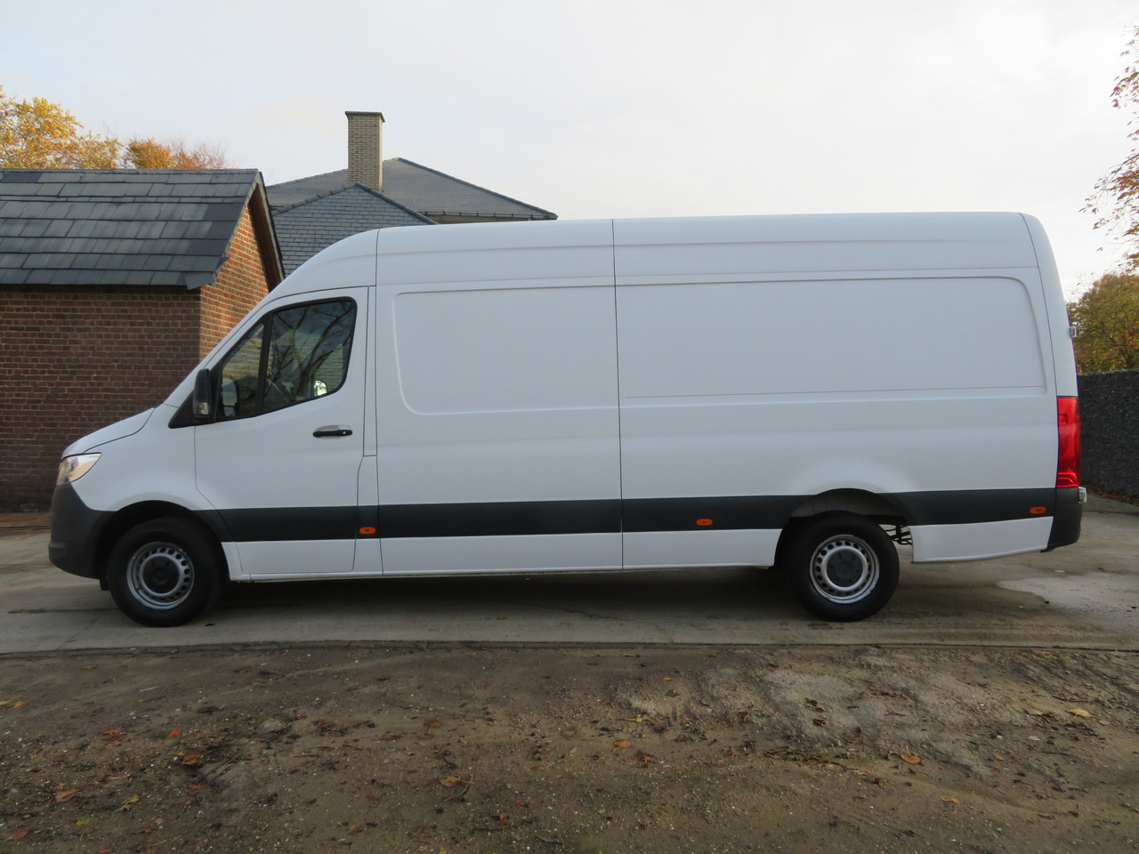 Mercedes-Benz Sprinter 317cdi - A3H2 - 3.5T trekvermogen - Furgón: foto 4 Mercedes-Benz Sprinter 317cdi - A3H2 - 3.5T trekvermogen - Furgón: foto 4