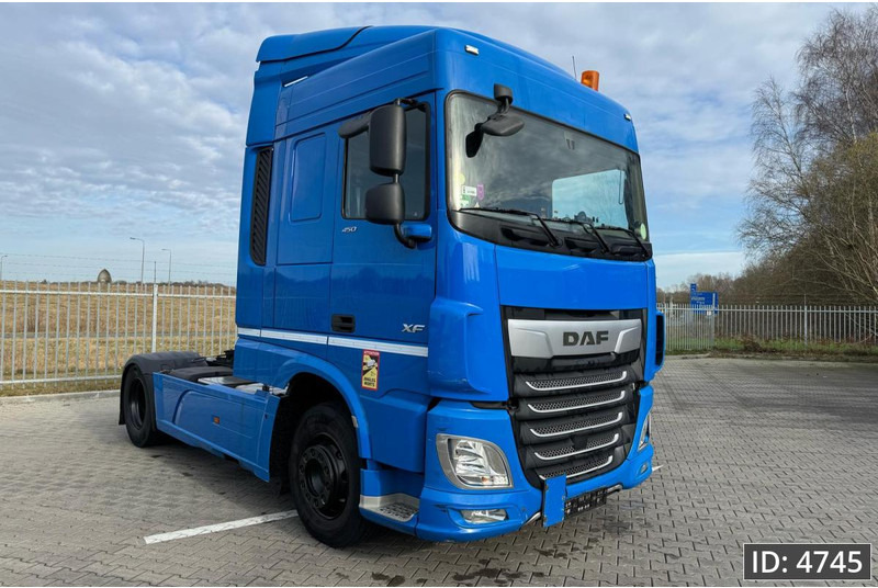 DAF XF 450 SC, Euro 6, / Fridge - Cabeza tractora: foto 4 DAF XF 450 SC, Euro 6, / Fridge - Cabeza tractora: foto 4