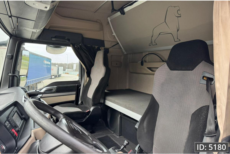 Cabeza tractora MAN TGX 18.460 XLX, Euro 6, Mega / Retarder, Intarder: foto 6 Cabeza tractora MAN TGX 18.460 XLX, Euro 6, Mega / Retarder, Intarder: foto 6