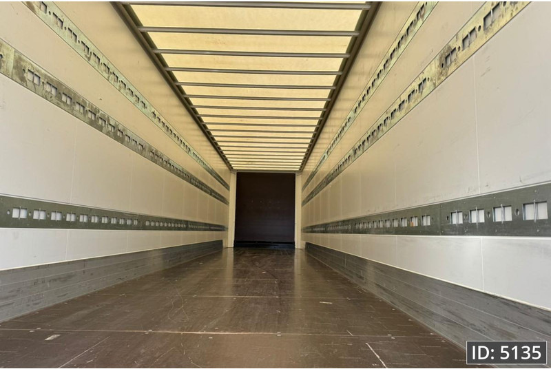 Krone SEK / Steering axle / More available - Semirremolque caja cerrada: foto 5 Krone SEK / Steering axle / More available - Semirremolque caja cerrada: foto 5