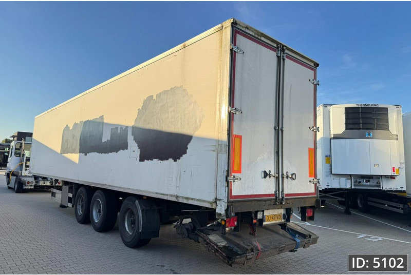 LAG 0-3-39 KA / Steering axle - Semirremolque caja cerrada: foto 2 LAG 0-3-39 KA / Steering axle - Semirremolque caja cerrada: foto 2