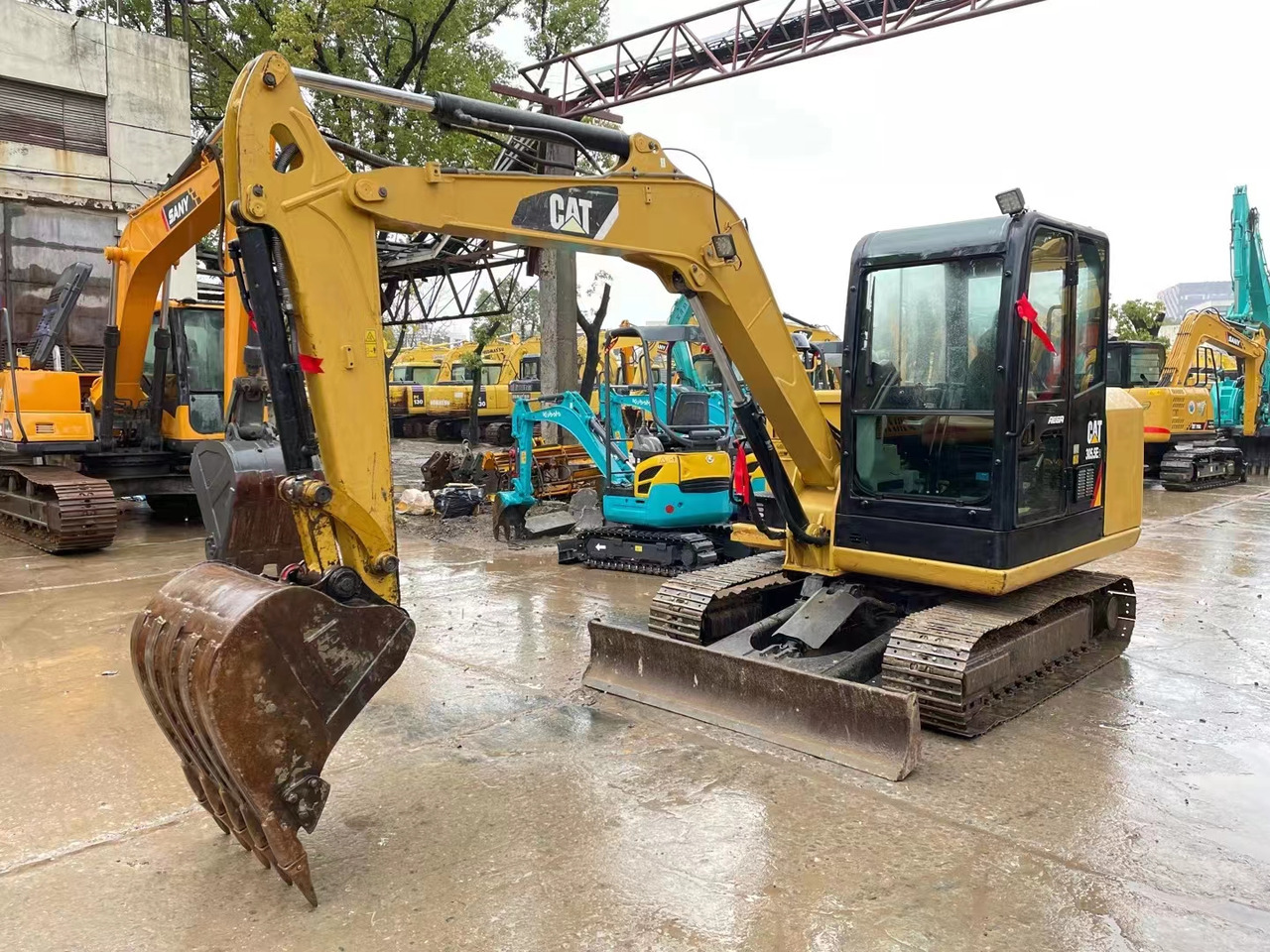 CAT 305.5E Mini excavator Click for Discount - Miniexcavadora: foto 2 CAT 305.5E Mini excavator Click for Discount - Miniexcavadora: foto 2