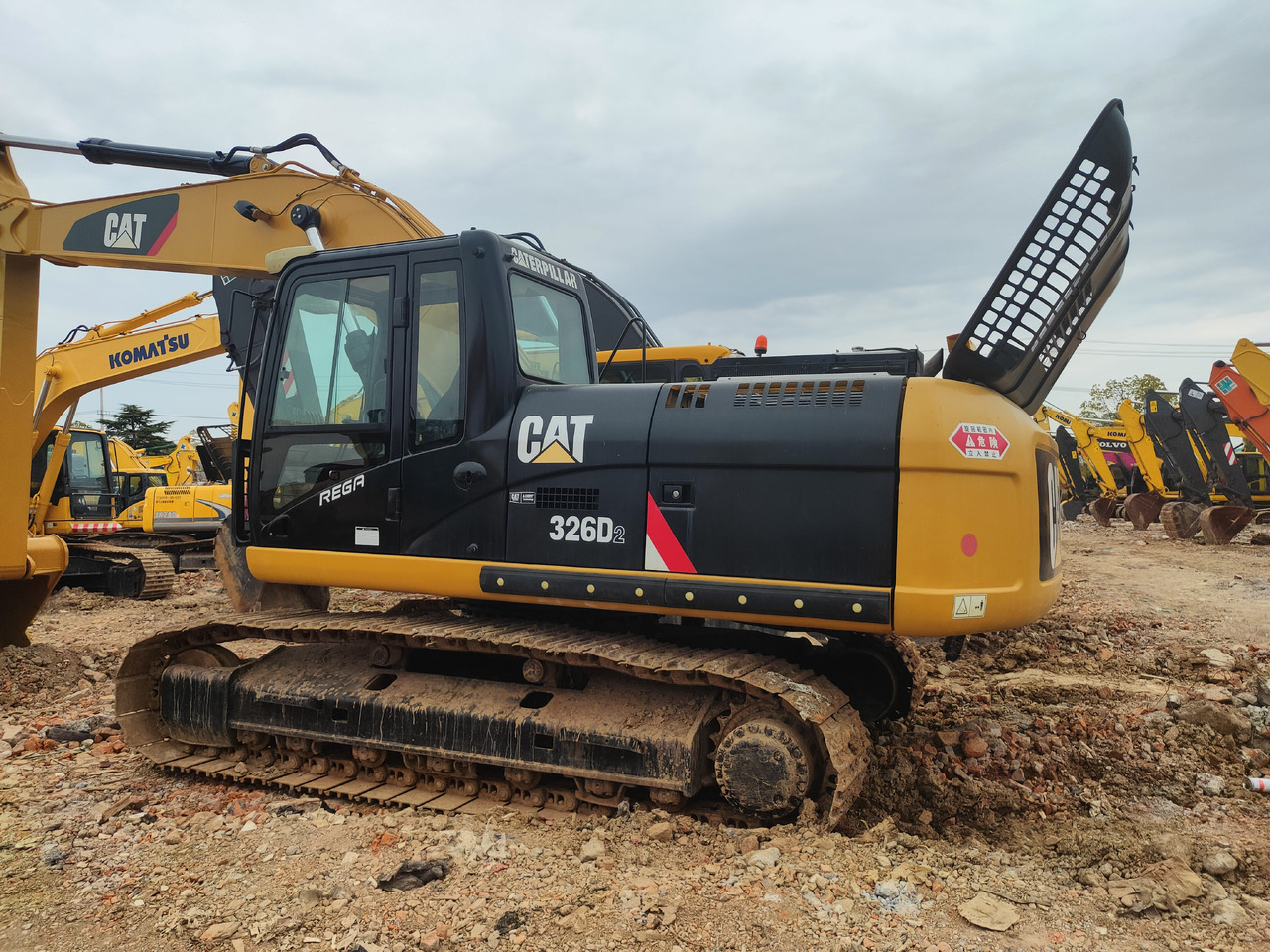 CATERPILLAR 326D - Excavadora de cadenas: foto 4 CATERPILLAR 326D - Excavadora de cadenas: foto 4