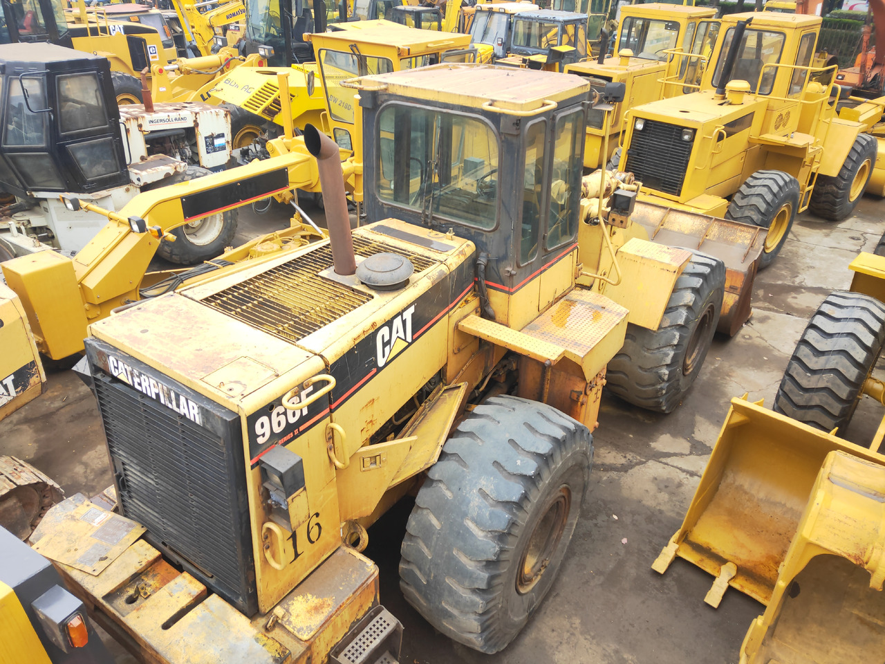 CATERPILLAR Wheel Loader 966F CLick Here for Discount - Cargadora de ruedas: foto 1 CATERPILLAR Wheel Loader 966F CLick Here for Discount - Cargadora de ruedas: foto 1