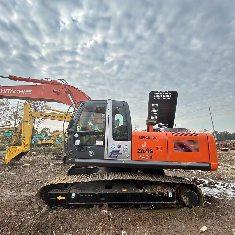 HITACHI Crawler Excavator ZX240 Click Here for Discount - Excavadora de cadenas: foto 1 HITACHI Crawler Excavator ZX240 Click Here for Discount - Excavadora de cadenas: foto 1