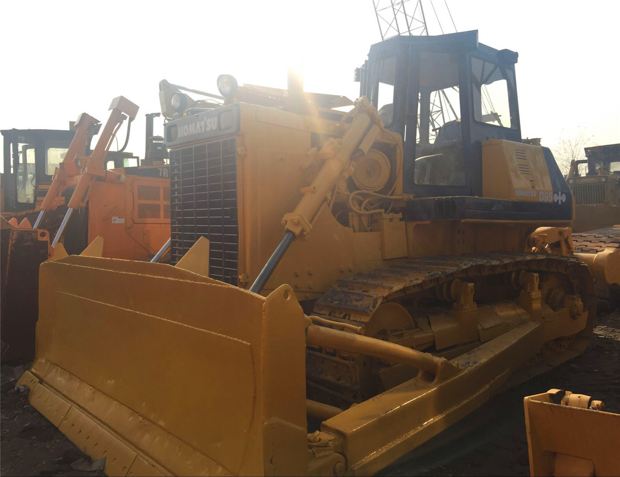 KOMATSU D85P - Bulldozer: foto 3 KOMATSU D85P - Bulldozer: foto 3