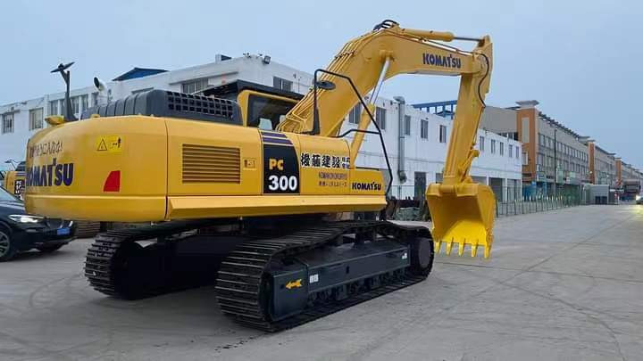 KOMATSU PC300-8 Excavator | Ultra Low Hours 4,200 | One Owner | Full Service History - Excavadora de cadenas: foto 2 KOMATSU PC300-8 Excavator | Ultra Low Hours 4,200 | One Owner | Full Service History - Excavadora de cadenas: foto 2