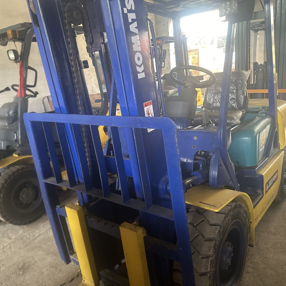 Carretilla elevadora diésel Komatsu FD30 Forklift Click for Discount: foto 7