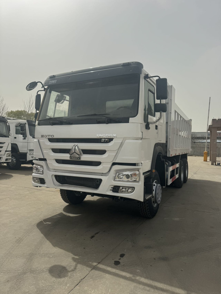 SINOTRUK HOWO 371 6X4 - Camión volquete: foto 2 SINOTRUK HOWO 371 6X4 - Camión volquete: foto 2