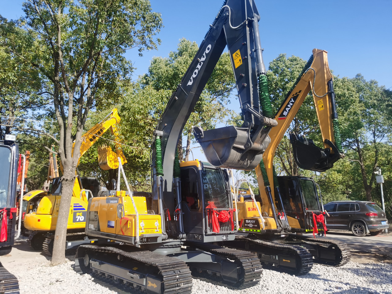 VOLVO EC140DL - Excavadora de cadenas: foto 1 VOLVO EC140DL - Excavadora de cadenas: foto 1