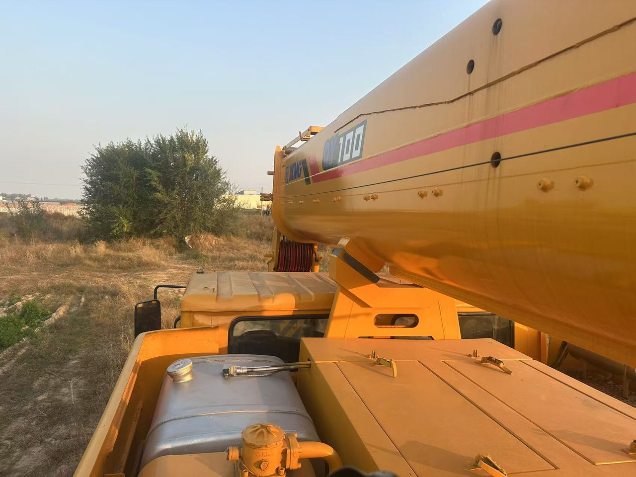 XCMG Crane QY100 - Grúa todo terreno: foto 2 XCMG Crane QY100 - Grúa todo terreno: foto 2