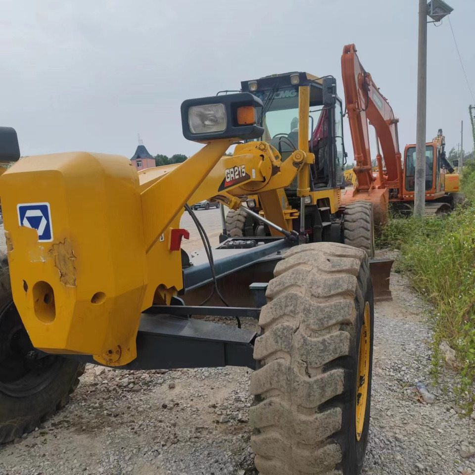 XCMG GR215 Grader CLick for Discount - Grader: foto 2 XCMG GR215 Grader CLick for Discount - Grader: foto 2