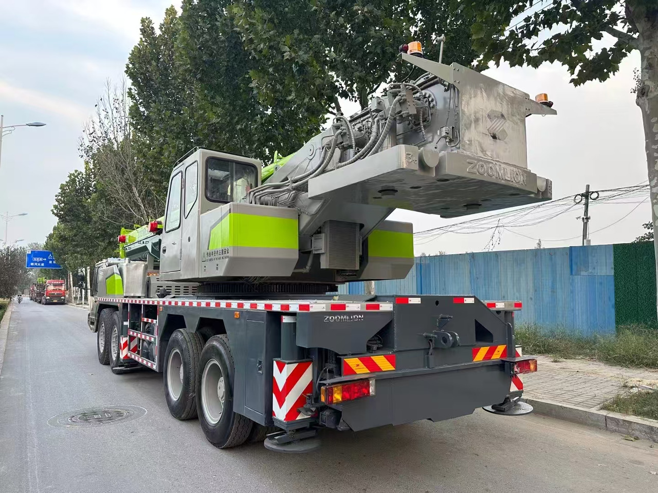 ZOOMLION Crane 80T Click Here for Discount - Grúa todo terreno: foto 4 ZOOMLION Crane 80T Click Here for Discount - Grúa todo terreno: foto 4