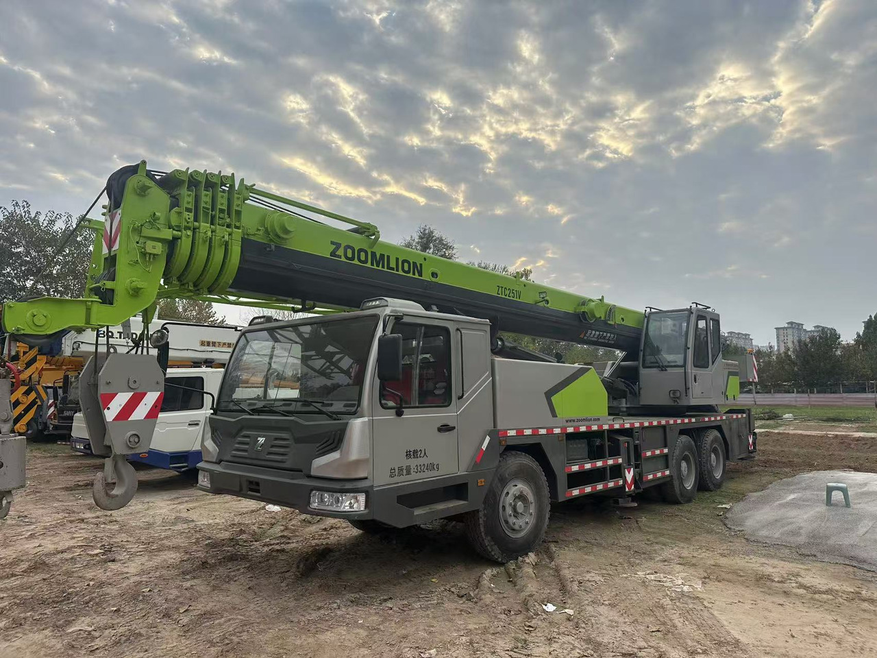 ZOOMLION Crane ZTC251V 25Ton - Grúa: foto 2 ZOOMLION Crane ZTC251V 25Ton - Grúa: foto 2