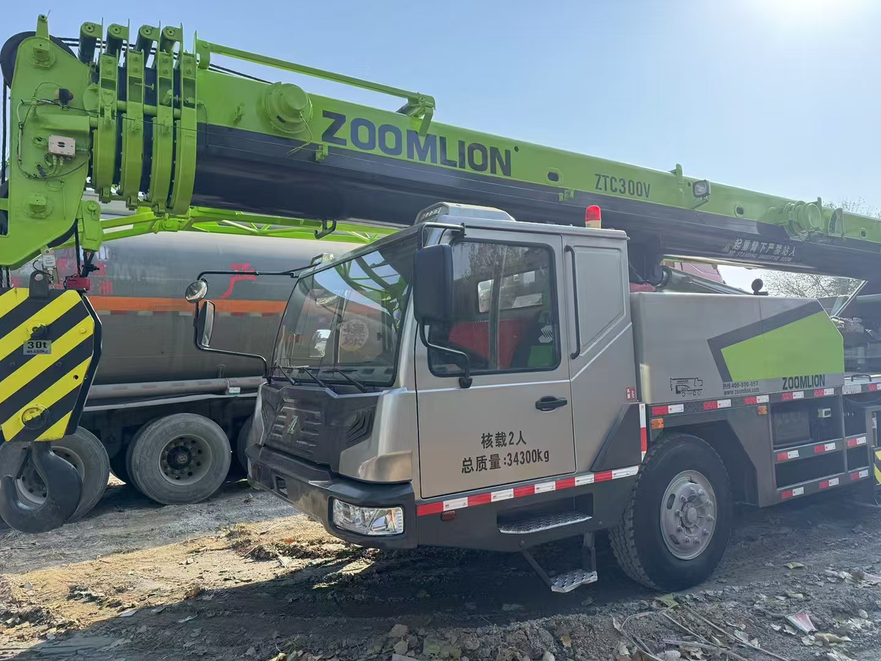 ZOOMLION Crane ZTC300V 30Ton - Grúa todo terreno: foto 2 ZOOMLION Crane ZTC300V 30Ton - Grúa todo terreno: foto 2