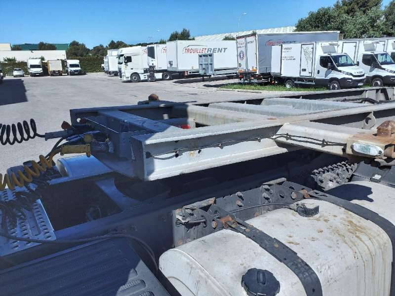 Semi-remorque 3 Essieux 38 TONNES CHARIOT COULISSANT - Semirremolque portacontenedore/ Intercambiable: foto 2 Semi-remorque 3 Essieux 38 TONNES CHARIOT COULISSANT - Semirremolque portacontenedore/ Intercambiable: foto 2