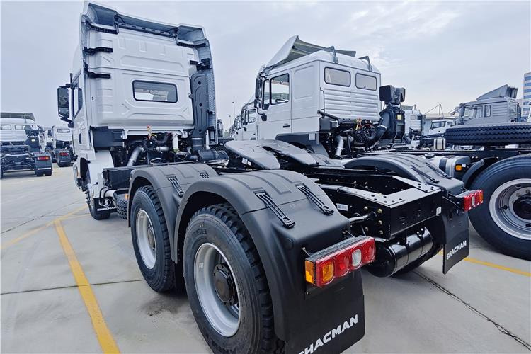 Shacman Shacman X3000 Truck Head 6x4 for Sale In Zambia - Cabeza tractora: foto 4 Shacman Shacman X3000 Truck Head 6x4 for Sale In Zambia - Cabeza tractora: foto 4