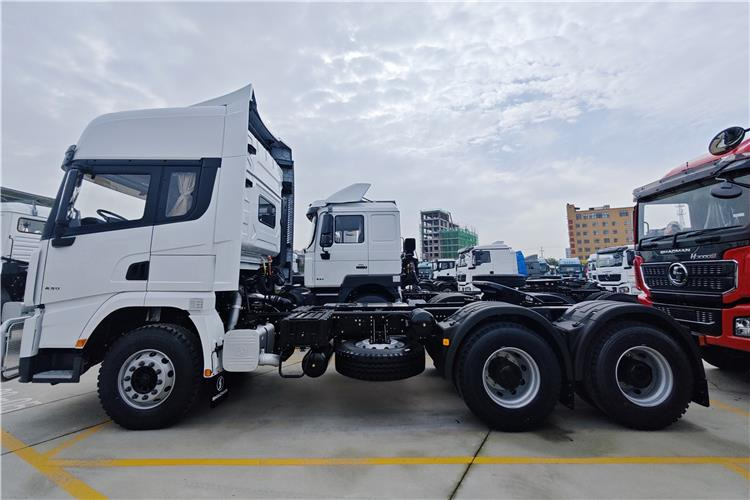 Shacman Shacman X3000 Truck Head 6x4 for Sale In Zambia - Cabeza tractora: foto 2 Shacman Shacman X3000 Truck Head 6x4 for Sale In Zambia - Cabeza tractora: foto 2
