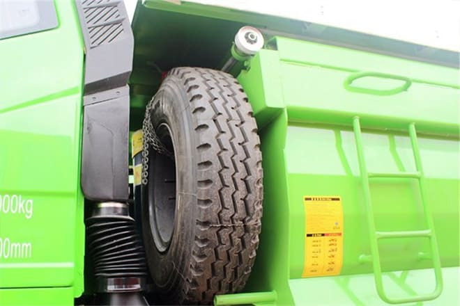 FAW Faw J6P Dump Truck for Sale in Togo - Camión volquete: foto 3 FAW Faw J6P Dump Truck for Sale in Togo - Camión volquete: foto 3