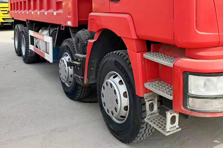 SHACMAN Shacman Truck for sale in Tanzania - Camión volquete: foto 3 SHACMAN Shacman Truck for sale in Tanzania - Camión volquete: foto 3