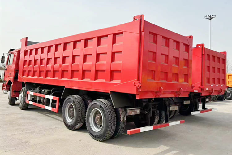 SHACMAN Shacman Truck for sale in Tanzania - Camión volquete: foto 1 SHACMAN Shacman Truck for sale in Tanzania - Camión volquete: foto 1