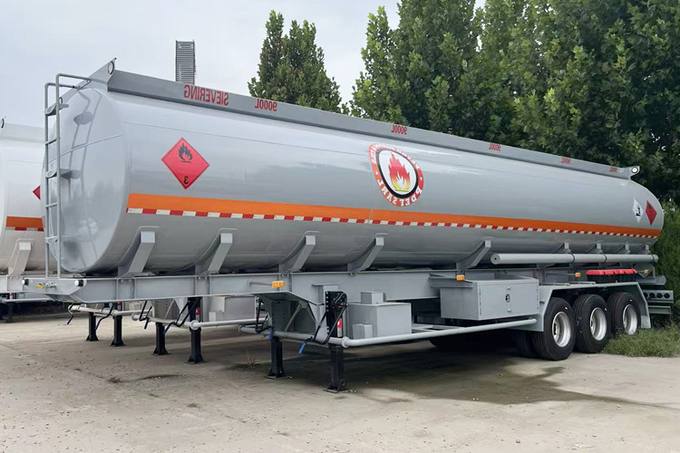 TITAN 45000 Liters Fuel Tanker Trailer for sale in Tanzania - Semirremolque cisterna: foto 1 TITAN 45000 Liters Fuel Tanker Trailer for sale in Tanzania - Semirremolque cisterna: foto 1